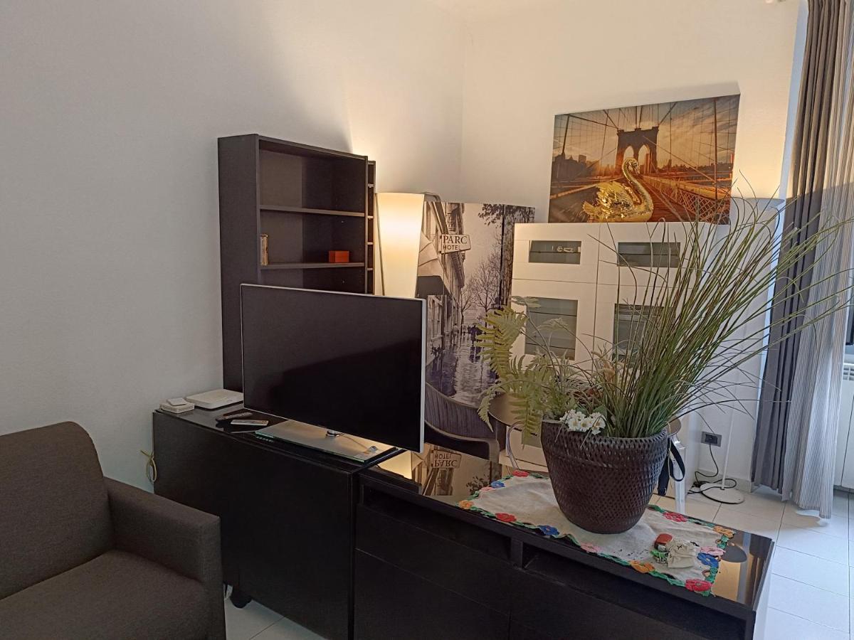 Bligny25 Lägenhet Milano Exteriör bild
